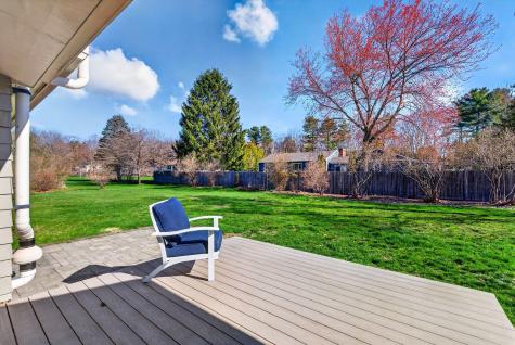 7 Lawn Avenue Cumberland ME 04021