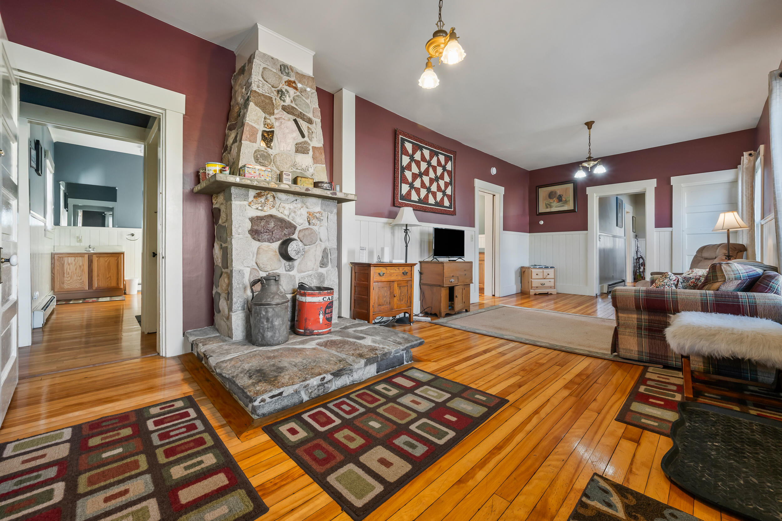 23 Pleasant Street Rangeley ME 04970