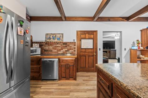 104 Verrill Road Pownal ME 04069