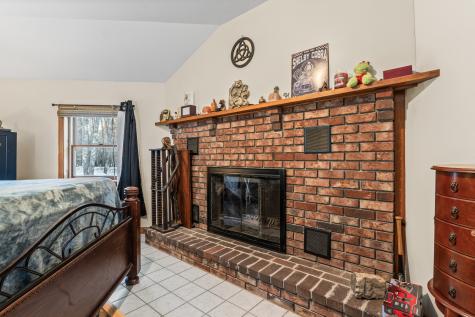 104 Verrill Road Pownal ME 04069