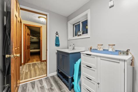 104 Verrill Road Pownal ME 04069