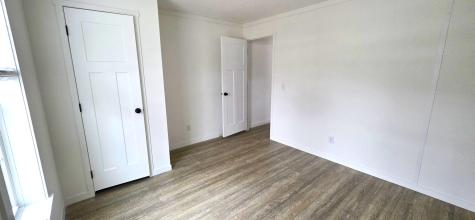 127 Shaker Road Gray ME 04039