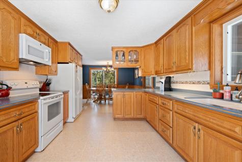 142 Ichabod Lane Hampden ME 04444