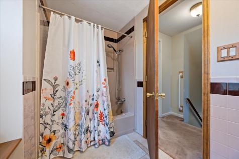 142 Ichabod Lane Hampden ME 04444