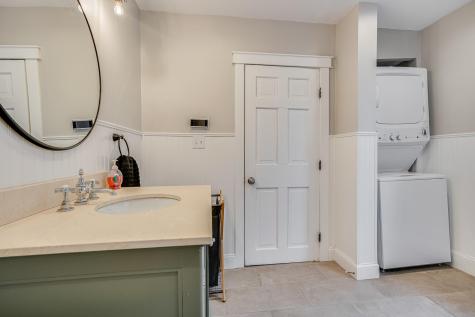 565 Main Street Lewiston ME 04240