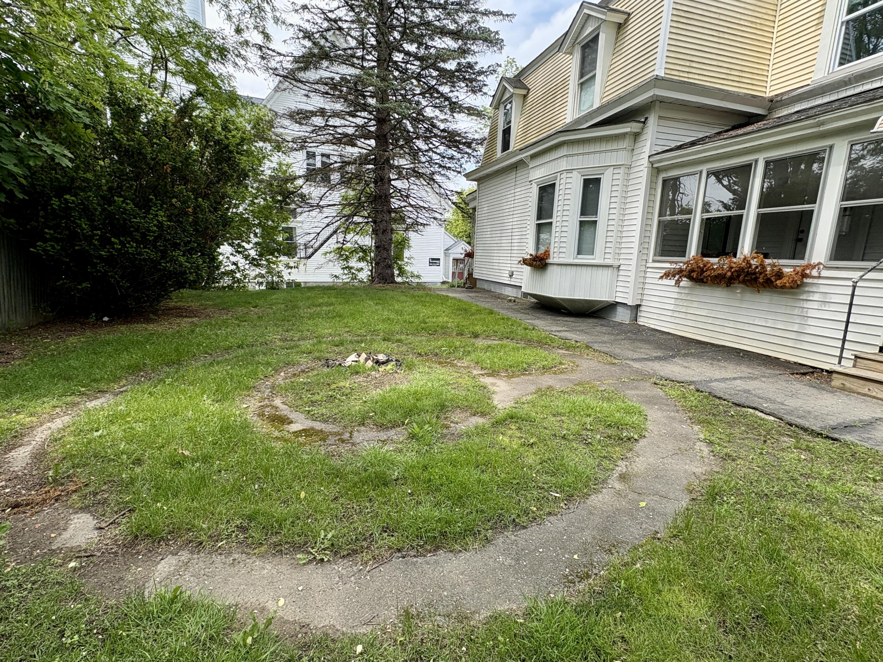 22 Church Street Brewer ME 04412