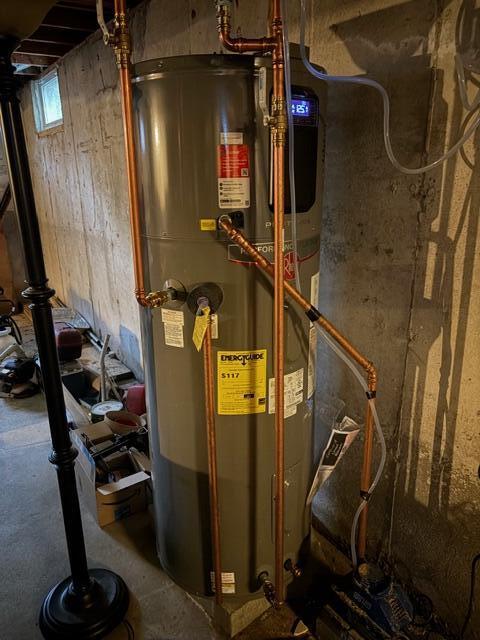 43 Blackswoods Road Franklin ME 04634