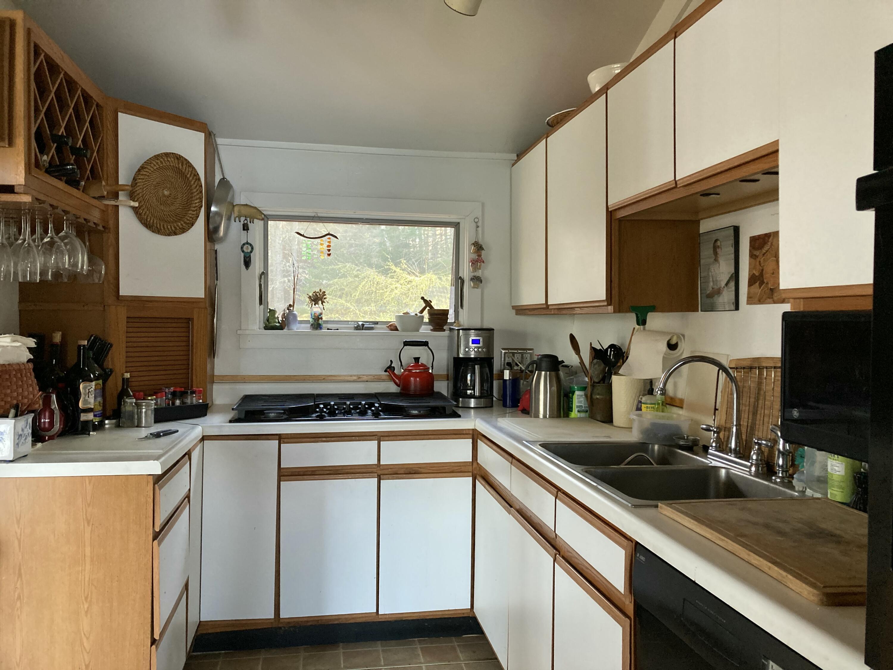 32 Taunton Keep Hancock ME 04640