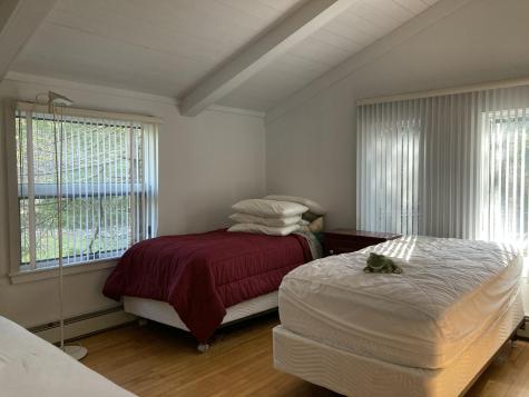 32 Taunton Keep Hancock ME 04640