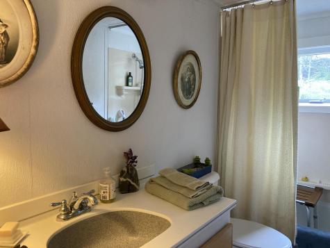 32 Taunton Keep Hancock ME 04640