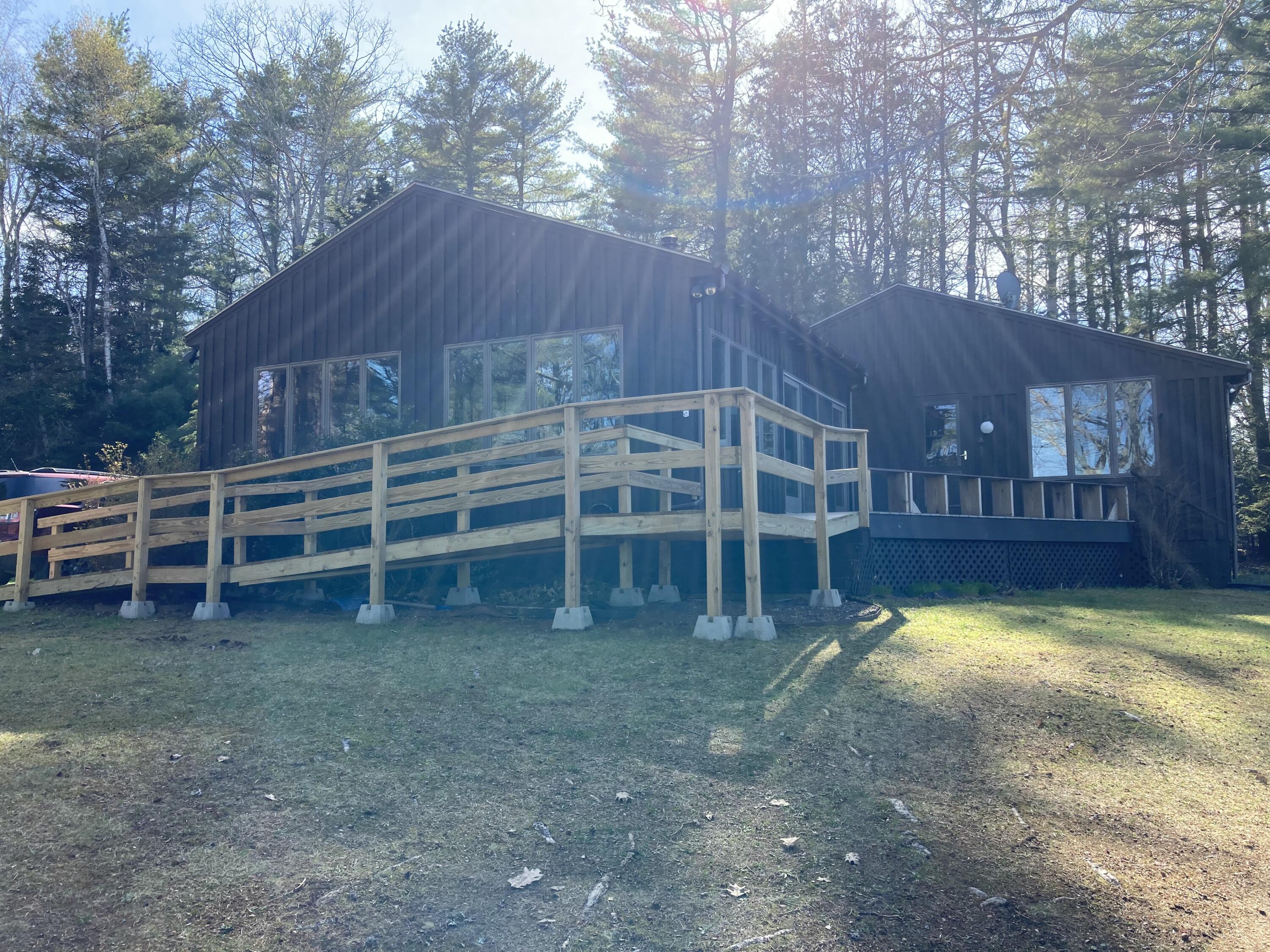 32 Taunton Keep Hancock ME 04640