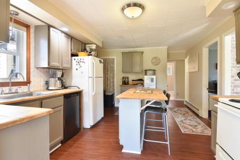 15 Royal Avenue Auburn ME 04210