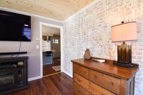 15 Royal Avenue Auburn ME 04210