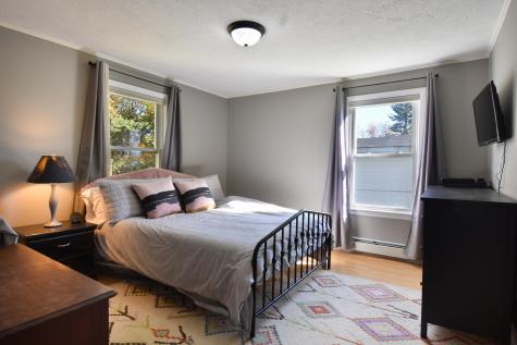 15 Royal Avenue Auburn ME 04210