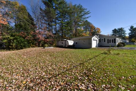 15 Royal Avenue Auburn ME 04210