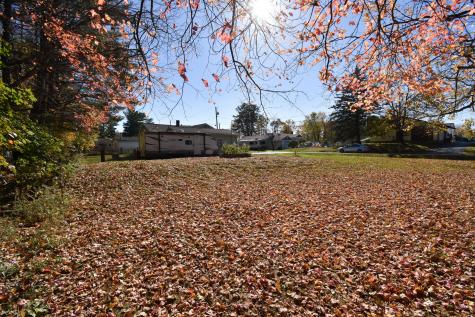 15 Royal Avenue Auburn ME 04210