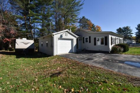 15 Royal Avenue Auburn ME 04210