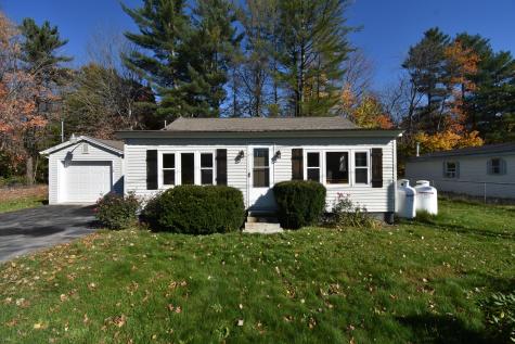 15 Royal Avenue Auburn ME 04210
