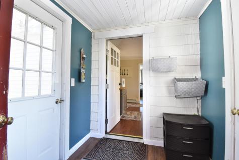 15 Royal Avenue Auburn ME 04210