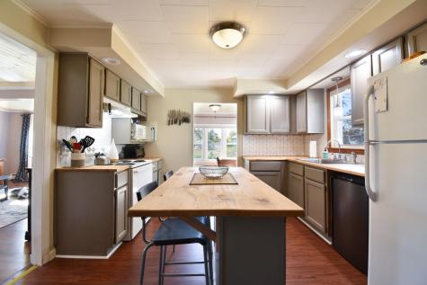 15 Royal Avenue Auburn ME 04210