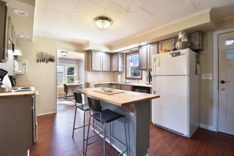 15 Royal Avenue Auburn ME 04210