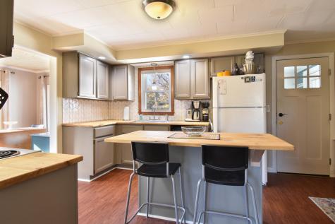 15 Royal Avenue Auburn ME 04210