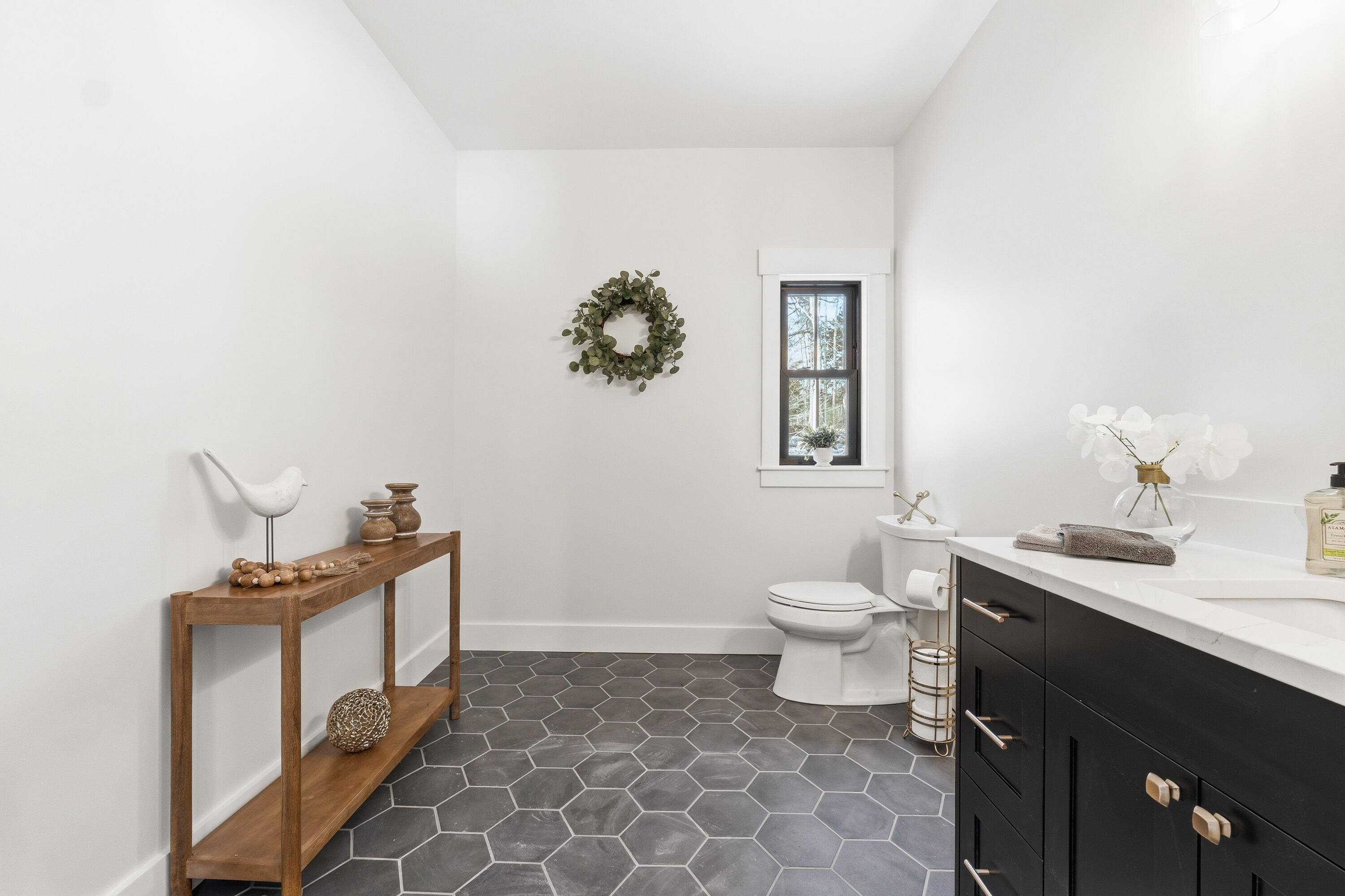 16 Piper Farm Road Brunswick ME 04011