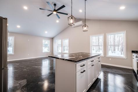 8 Lydia Lane Norway ME 04268