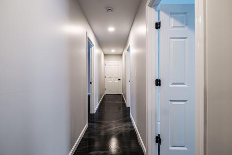 8 Lydia Lane Norway ME 04268