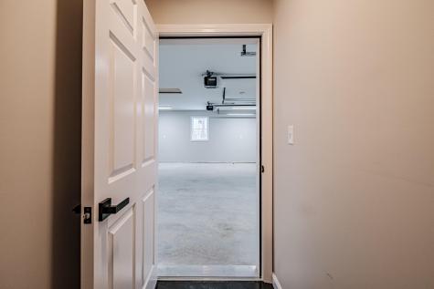 8 Lydia Lane Norway ME 04268