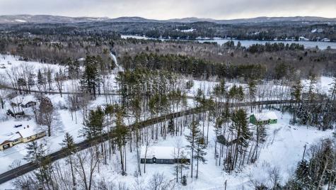 8 Lydia Lane Norway ME 04268