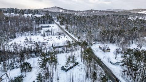 8 Lydia Lane Norway ME 04268