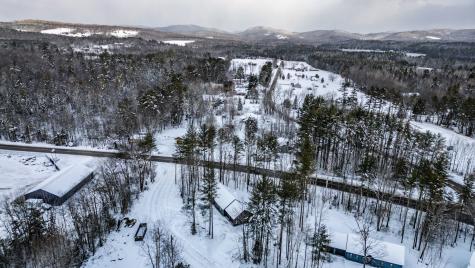 8 Lydia Lane Norway ME 04268