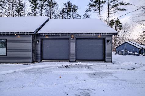 8 Lydia Lane Norway ME 04268