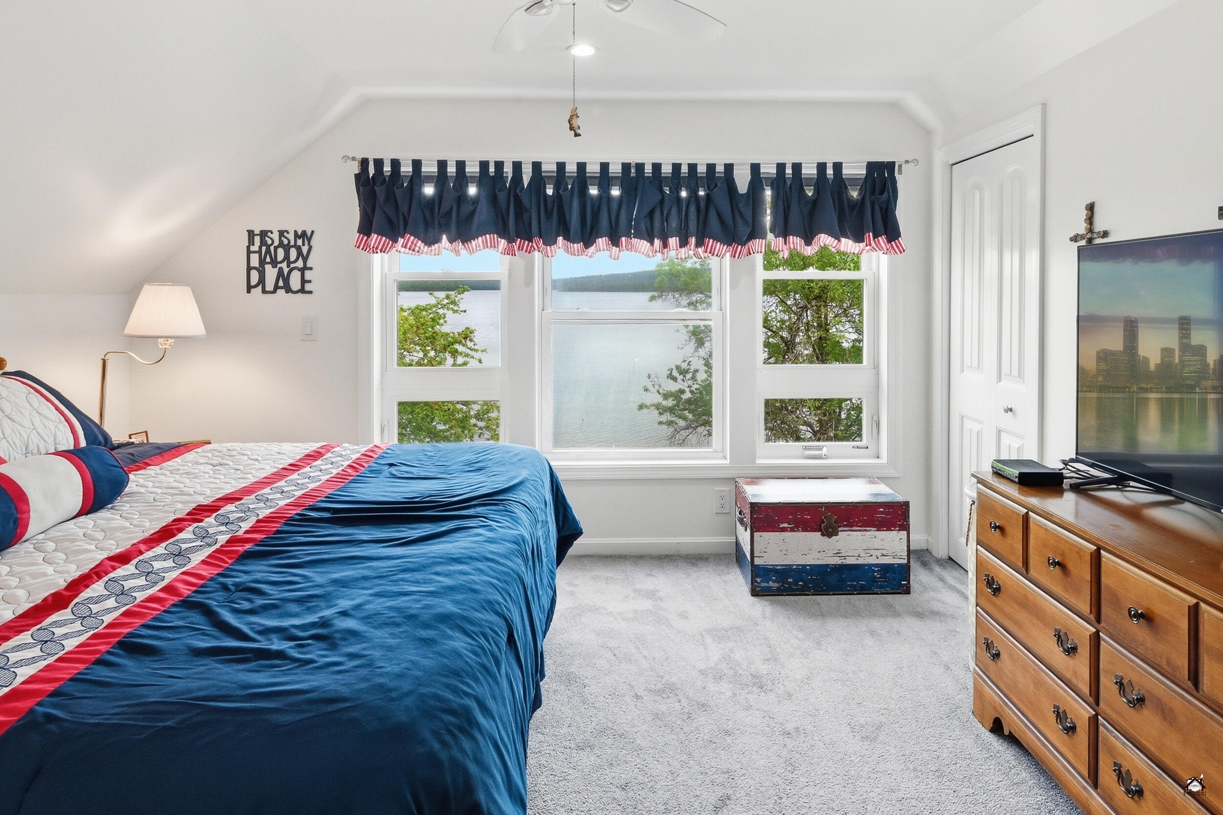 107 Lakeshore Drive Leeds ME 04263