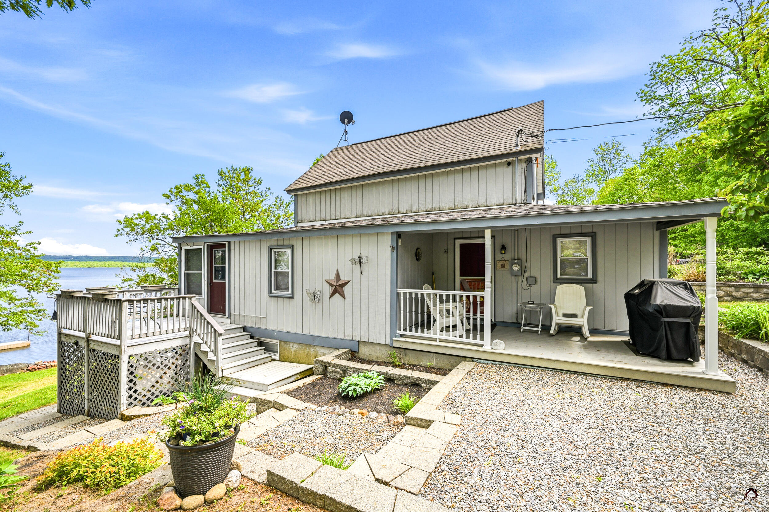 107 Lakeshore Drive Leeds ME 04263