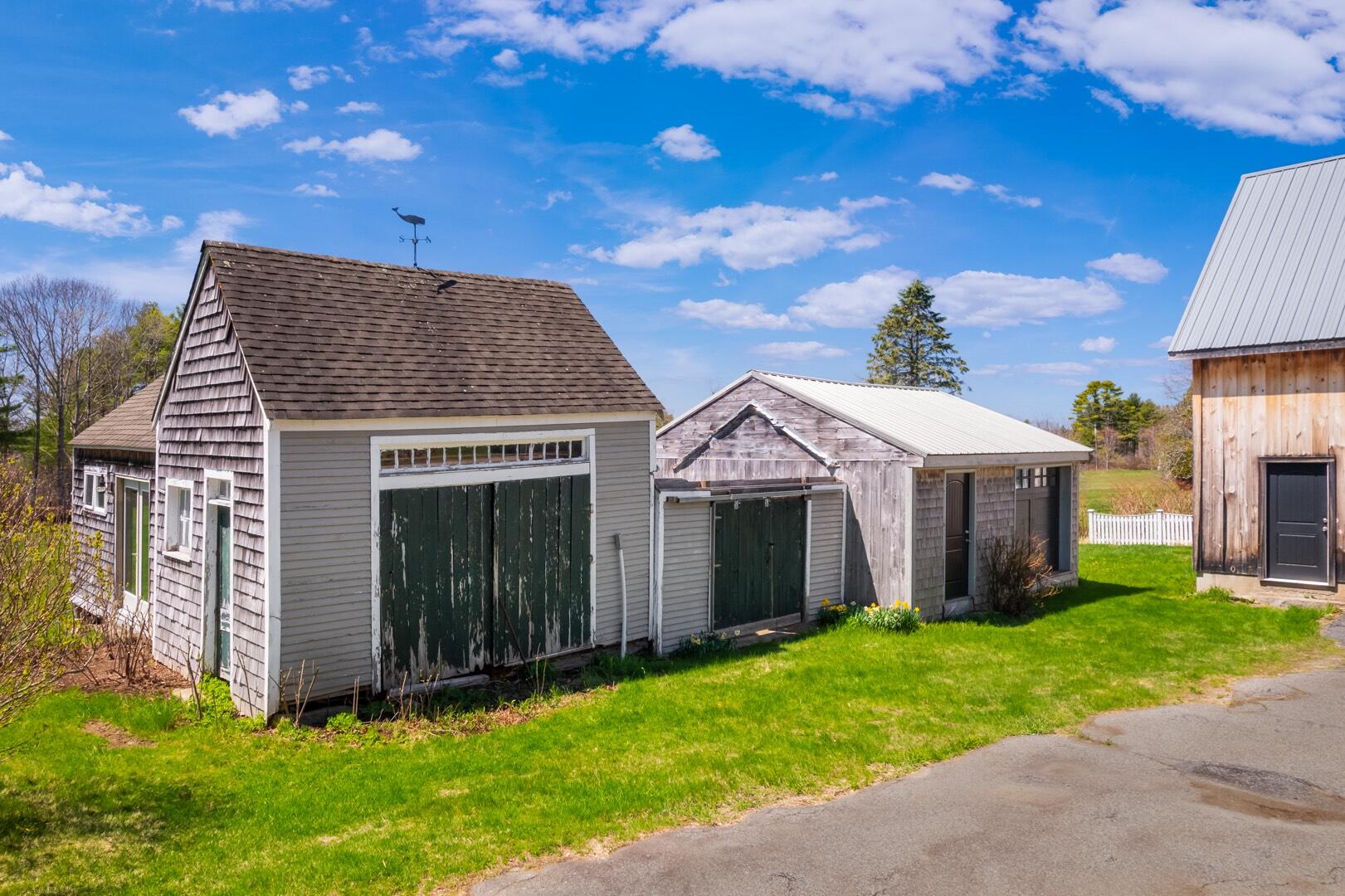 16 Gowen Lane York ME 03909