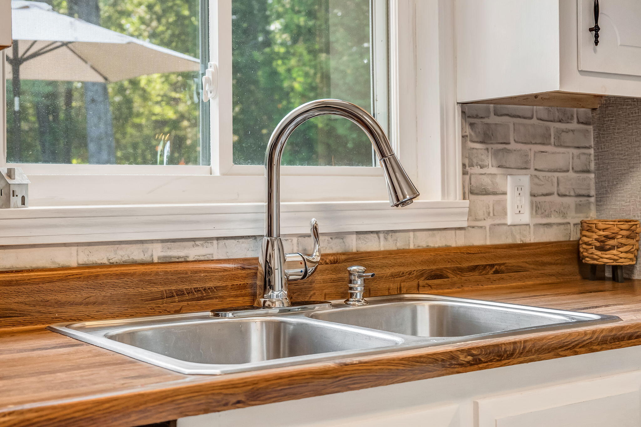 24 Hayward Road Carmel ME 04419