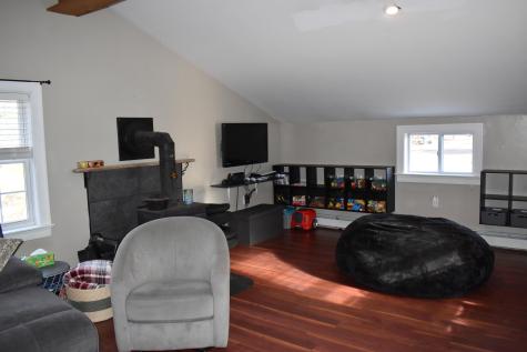 544 Ossipee Trail W Standish ME 04084