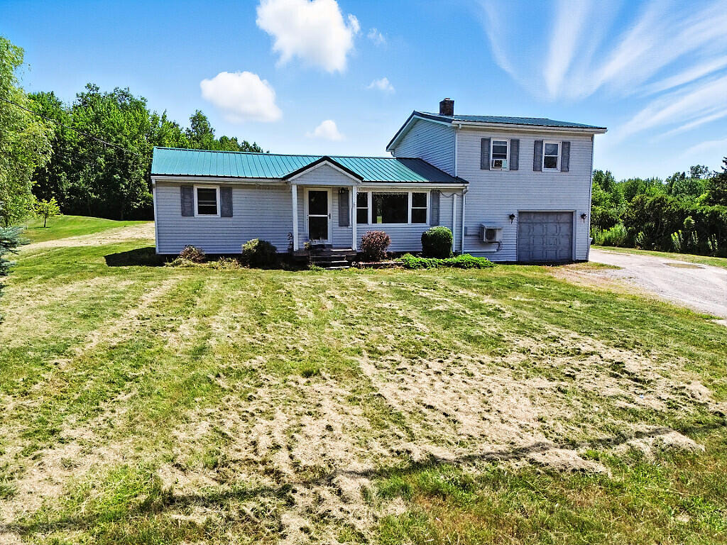 828 Main Street Bradley ME 04411