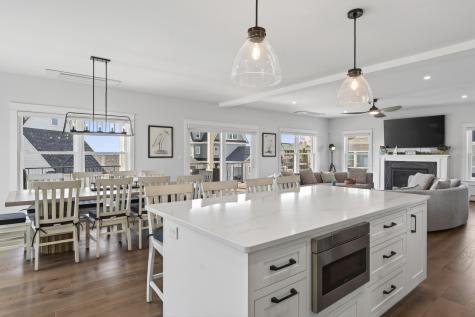 2 Schooner Way Old Orchard Beach ME 04064