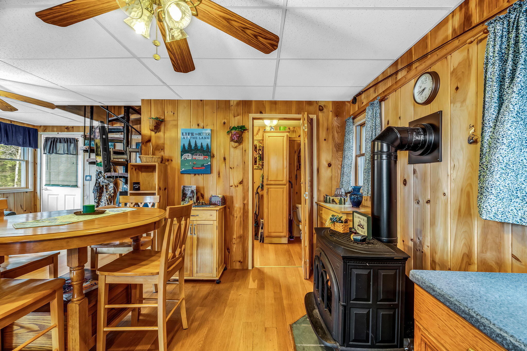 12 Paradise Cove Clifton ME 04428