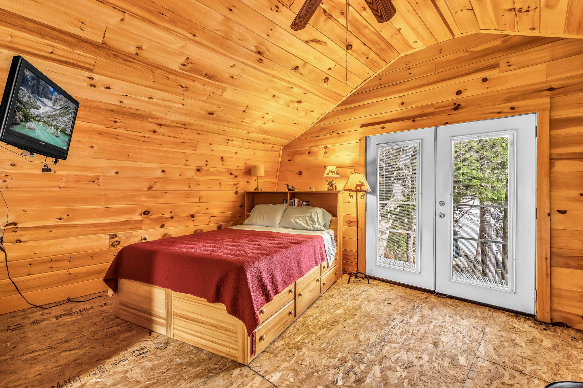 12 Paradise Cove Clifton ME 04428