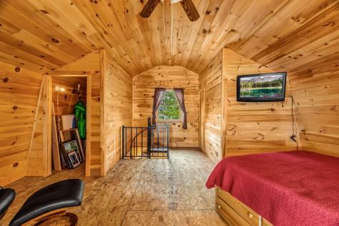 12 Paradise Cove Clifton ME 04428