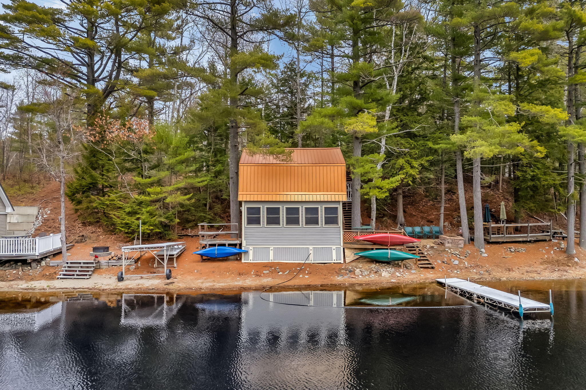 12 Paradise Cove Clifton ME 04428