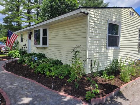 10 Sterling Road Auburn ME 04210