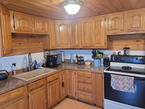 10 Sterling Road Auburn ME 04210