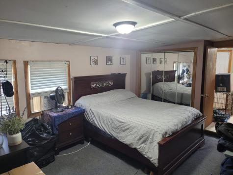 10 Sterling Road Auburn ME 04210