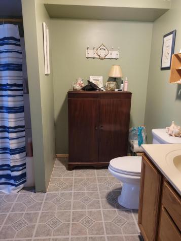 10 Sterling Road Auburn ME 04210