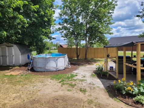 10 Sterling Road Auburn ME 04210